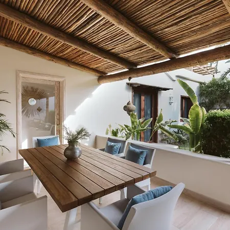 Villa Lily